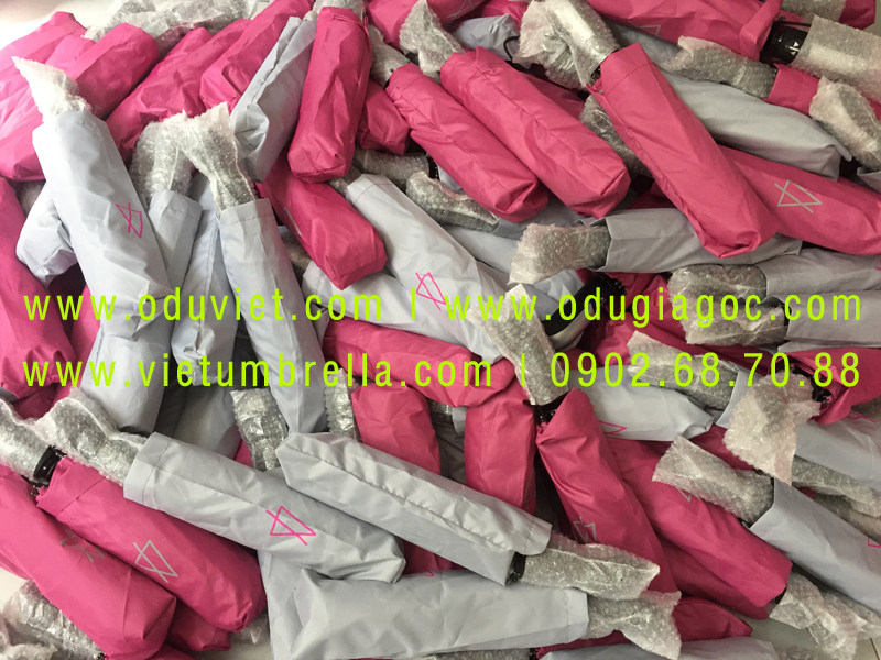 xưởng sản xuất ô dù cầm tay in logo quảng cáo